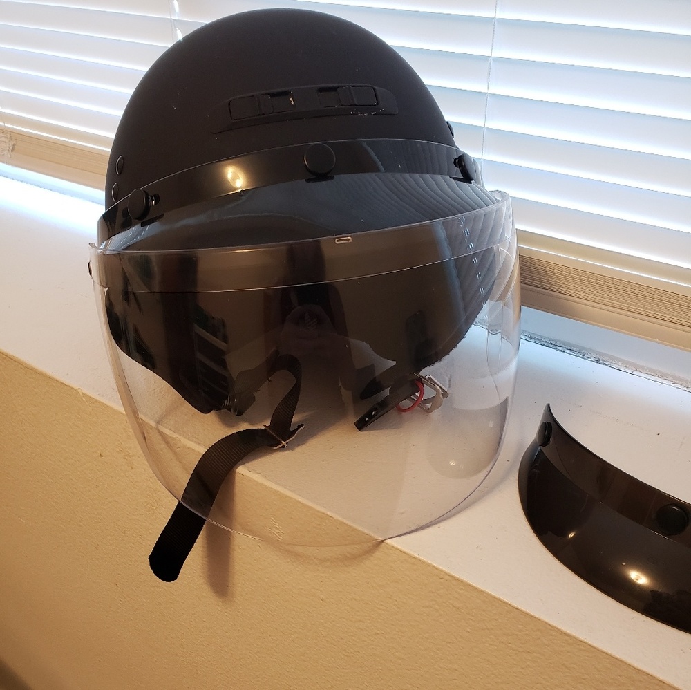 Half helmet